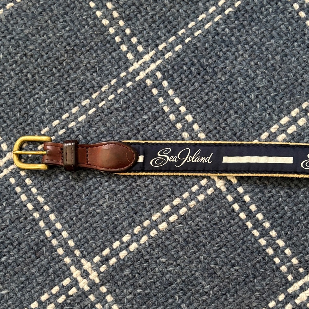 Sea Island Youth Navy Leather Belt sz medium